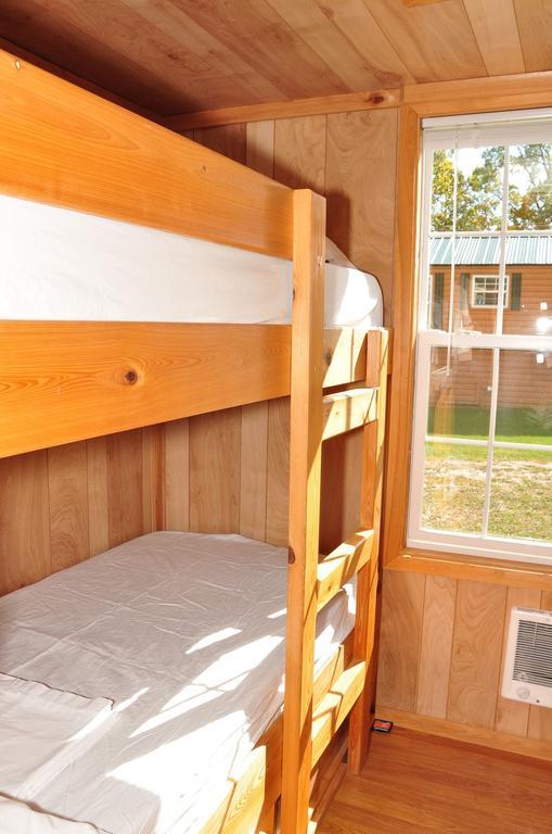 Plymouth Rock Camping Resort Rustic Cabin Elkhart Lake Exteriör bild